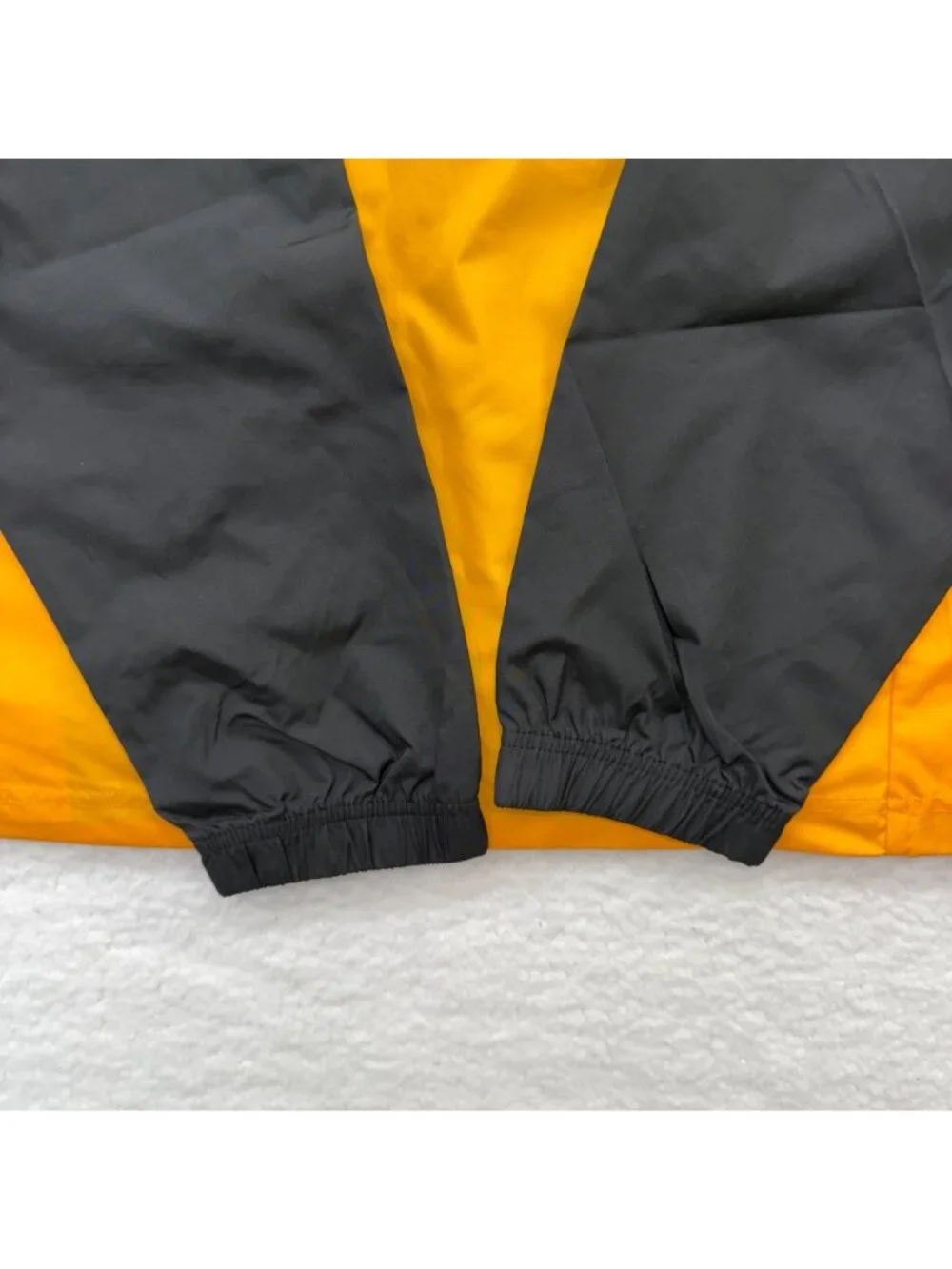 Pittsburgh Pirates Official MLB ½ Zip Windbreaker Hood‎ Pockets NEW Mens M